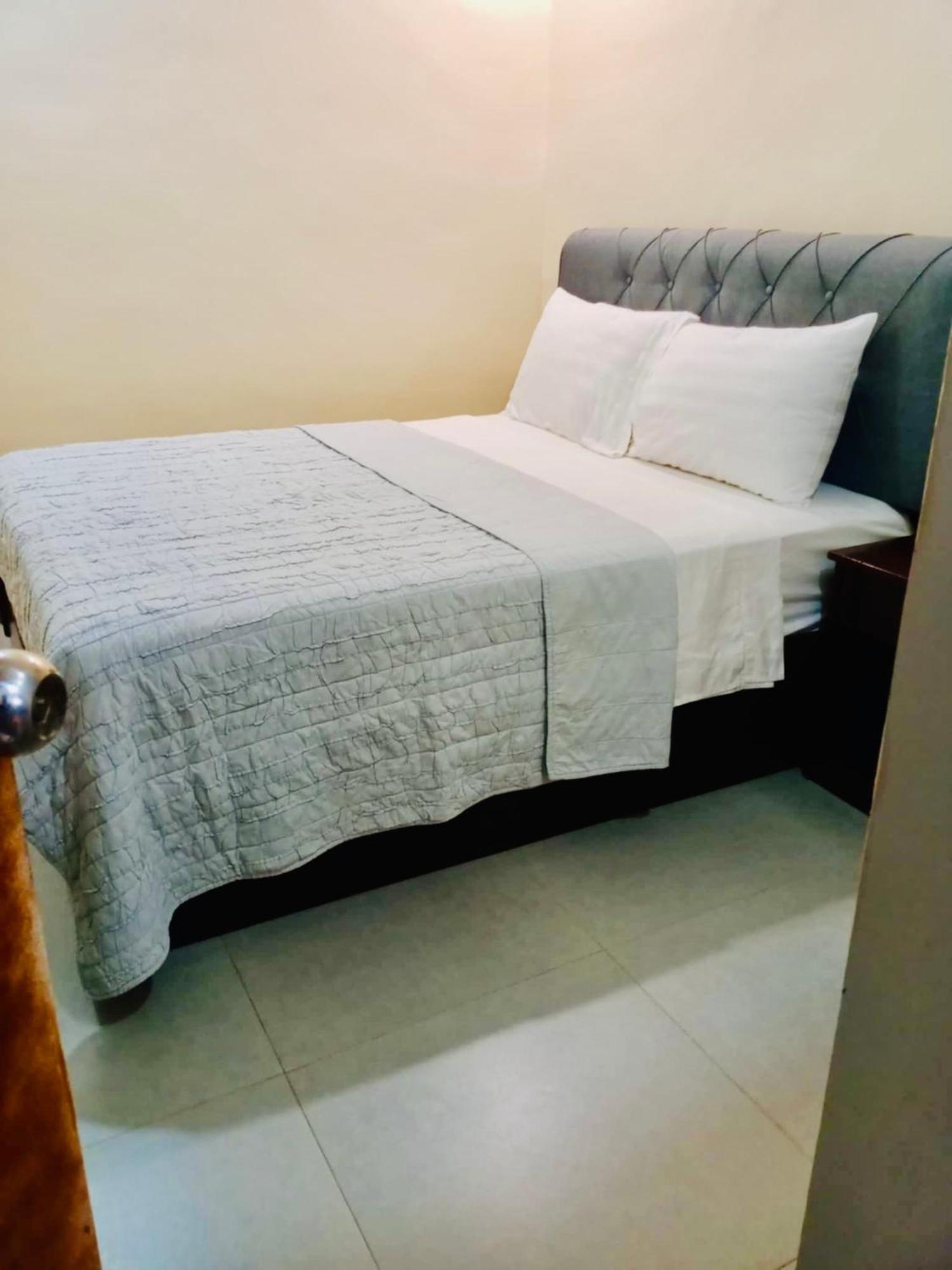 Serena Rooms Эль-Нидо Экстерьер фото